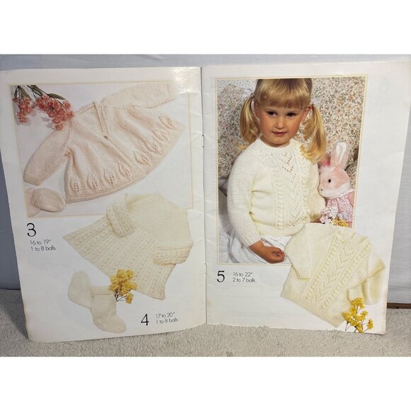 Knitting Pattern Booklet Hayfield Pretty Baby 7062 12 Designs DK Yarn 0 To 30 Mo - Picture 4 of 9